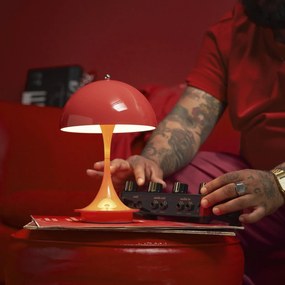 Louis Poulsen Prenosná lampa Panthella 160 V3 Coral