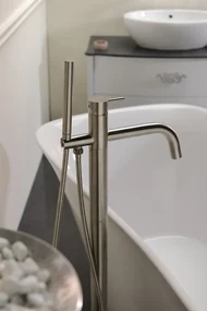 Sapho Sapho, MINIMAL vaňová batéria s pripojením do podlahy, nerez, MI021