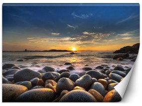 Fototapeta, Kameny při západu slunce u jezera - 300x210 cm