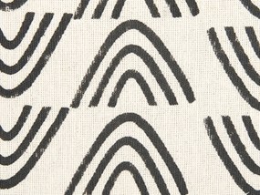 Bavlnený vankúš geometrický vzor so strapcami 45 x 45 cm biela a čierna MAYS Beliani