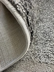 Koberec Mosso 8251 Dark Grey – sivý shaggy s vysokým vlasom Rozmer: 140x190 cm
