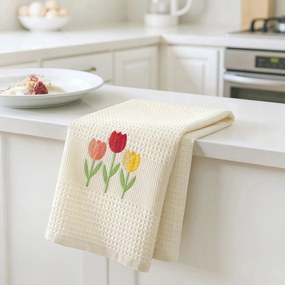 Goldea kuchynská vaflová utierka s výšivkou - tulipány na krémovom 50 x 70 cm
