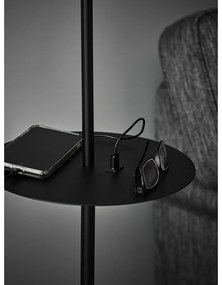 Čierna voľne stojacia lampa s odkladacím priestorom Markslöjd Linear