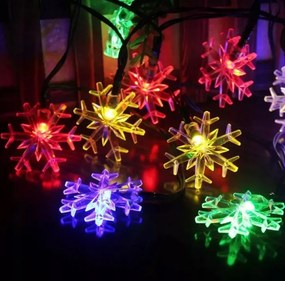 LED vianočné osvetlenie - snehové vločky 10m | farebné
