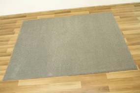 Metrážny koberec Versailles 275 sivý