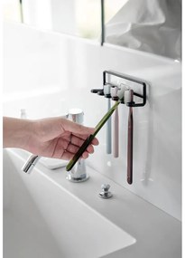 Čierny samodržiaci kovový držiak na zubné kefky Film Hook – YAMAZAKI