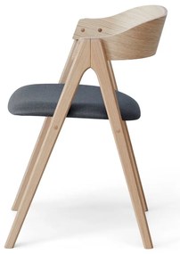 Jedálenská stolička z dubového dreva so sivým sedákom Findahl by Hammel Mette