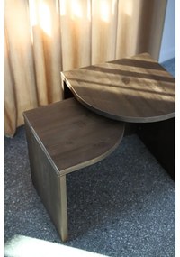 Tmavo hnedé konferenčné stolíky z borovicového dreva v súprave 2 ks Combine – Karup Design