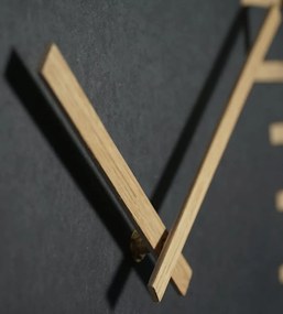 Dizajnové nástené hodiny v kombinácii dreva a čiernej farby 40 cm