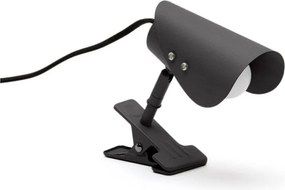 Čierna kovová stolová lampa s klipom (výška 16 cm) Jula – Kave Home