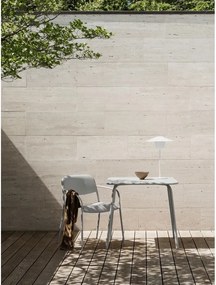 Kovový záhradný jedálenský stôl 80x80 cm Yua – Blomus