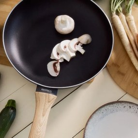 Panvica ALBERO čierna SS22 820507