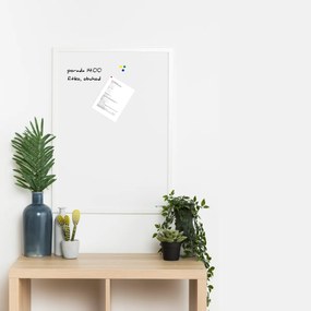 Toptabule.sk Biela magnetická tabuľa v bielom drevenom ráme 120x90 cm