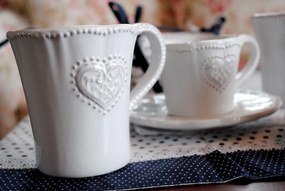 Keramická šálka s tanierikom so srdiečkom Heart - 12*9*7 cm / Ø 15*2 cm / 220 ml