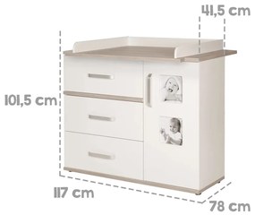 Biela nízka detská komoda v dekore brestu s prebaľovacím pultom 117x102 cm Moritz – Roba