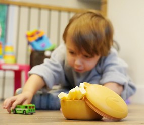 Silikónová škatuľka na desiatu s viečkom Medveď - 350 ml