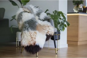 Koberec z ovčích kožušín