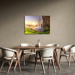 Obraz - Seljalandsfoss spoza vnútra jaskyne (70x50 cm)