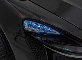 Ramiz McLaren Artur batéria pre deti čierna + pohon 4x4 + diaľkové ovládanie + pomalý štart + EVA + LED Audio