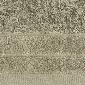 Klasický hnedý uterák DAMLA s jemným pásom Rozmer: 50 x 90 cm