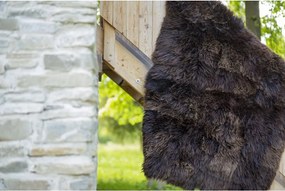 Koberec z ovčej kože hnedý