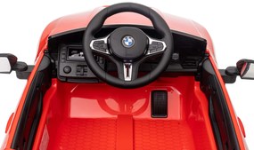 Elektrické autíčko BMW M4 červené