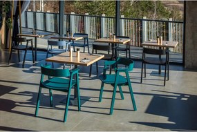 Jedálenská stolička s podrúčkami z dubového dreva v petrolejovej farbe Flip – Gazzda