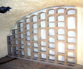 Regál na víno Bloc Cellier - Mini červený, kapacita fliaš: 8