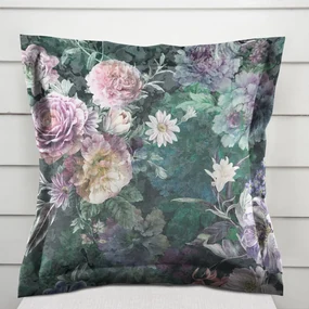 Biante Dekoračná obliečka na vankúš s lemom BM-010 Veľké fialové kvety na tmavo zelenom 35 x 45 cm