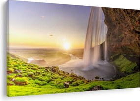 Obraz - Seljalandsfoss spoza vnútra jaskyne (90x60 cm)