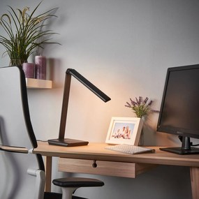 LED lampa na písací stôl Kuno s pripojením USB