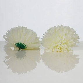 Umelá hlava kvetu chryzantémy NIKITA v krémovej farbe. Cena je uvedená za 1 kus.