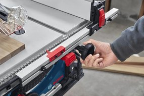 BOSCH GTS 70-216 PROFESSIONAL Stolná píla 0601B30600