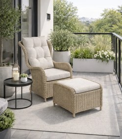 Záhradné relaxačné ratanové kreslo s podnožkou