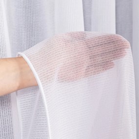 Biela  záclona MELINDA s jemnou pruhovanou štruktúrou ukončená olovkom  - šité na mieru