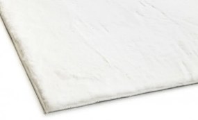 Metrážny koberec NELIA biely