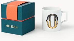 Westwing x MEISSEN, Ručne vyrobený hrnček's ozdobným motívom Initials