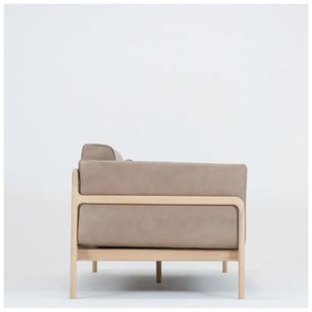 Svetlohnedá pohovka z byvolej kože s konštrukciou z masívneho dubového dreva Gazzda Fawn, 180 cm