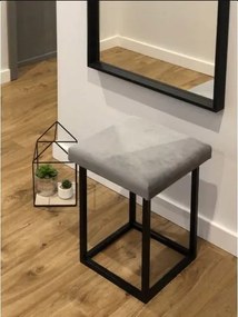 Kovová taburetka so sivým čalúnením