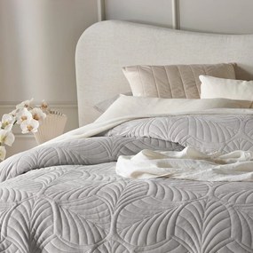 domtextilu.sk Svetlosivý velúrový prehoz na posteľ Feel 200 x 220 cm 70548