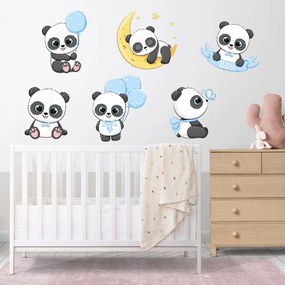 PIPPER. Samolepka na stenu "Pandy - chlapec" Materiál: Biely vinyl