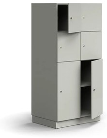 Priehradková skrinka QBUS, 6 priehradiek, so soklom, 1636x800x570 mm, svetlošedá