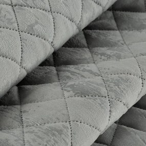 Dekorstudio Zamatový prehoz na posteľ BLINK 3 v striebornej farbe Rozmer prehozu (šírka x dĺžka): 170x210cm