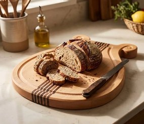 AMADEA Drevená doštička s drážkou v tvare lýry, masívne drevo, 20x18x2 cm