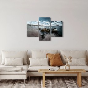 Obraz - Drevené loďky na jazere (90x60 cm)