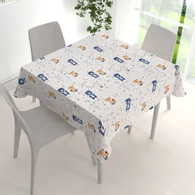 Biante Detský bavlnený štvorcový obrus Sandra SA-595 Modro-béžové lesné zvieratká na bielom 140x140 cm