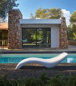 Designové ležadlo CLOE MyYour, Farebné prevedenie Svetlá béžová matná