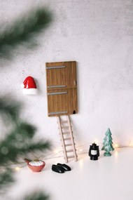 Ib Laursen Dekoratívne dvierka pre vianočných škriatkov Elf Door – set 7 ks