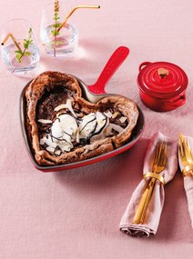 Zapekací a servírovací hrniec Mini Cocotte Heart 250 ml morská soľ