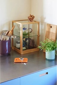 Vitrína v dekore duba v prírodnej farbe 30x42x30 cm Poetic – Hübsch